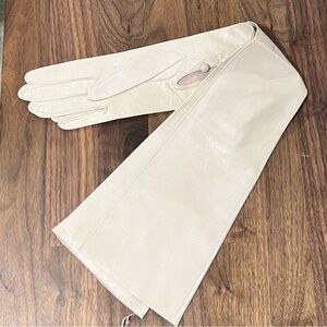 Vintage A. Manco Cream Leather Gloves